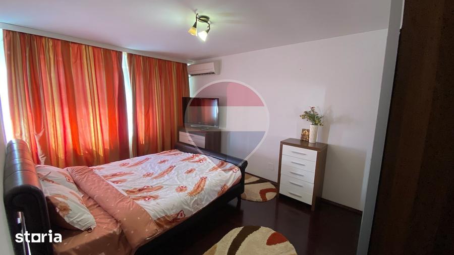 Casă cu 4 camere cu Teren 188 Mp în 1 Decembrie