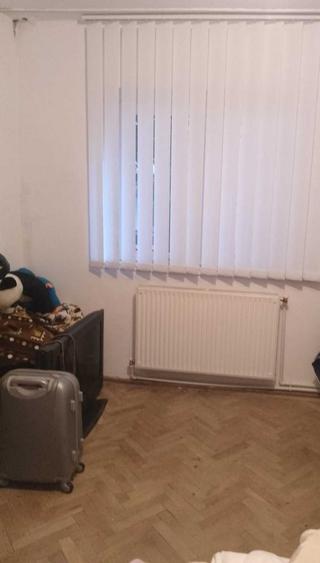 Apartament cu 4 camere decomandat în Unirii Centru