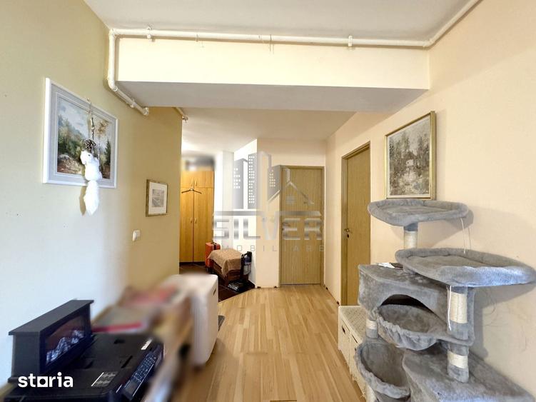 Apartament cu 3 camere în Zorilor