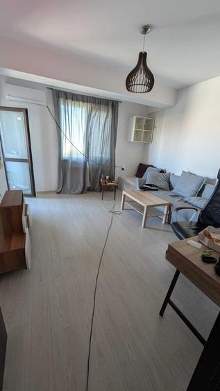 Apartament cu 2 camere decomandat în Runcu