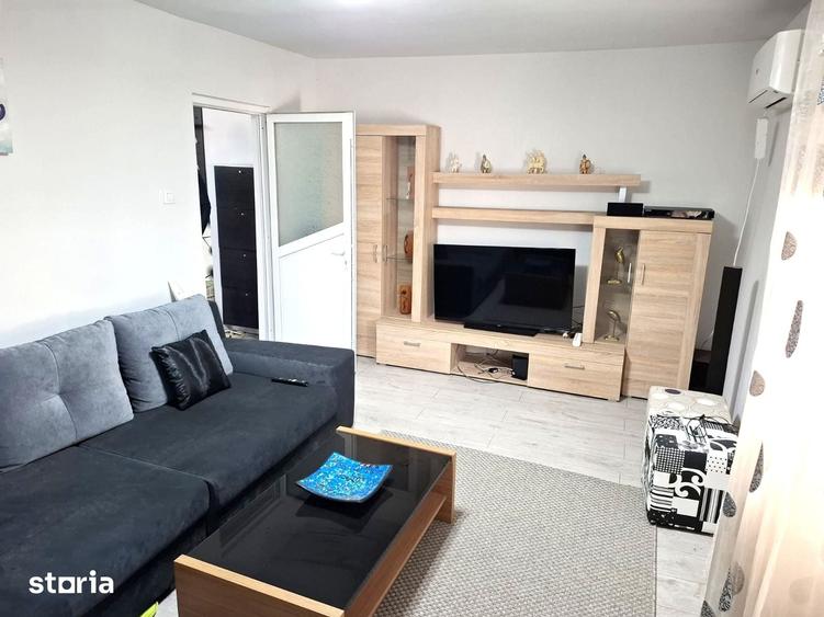 Apartament cu 2 camere decomandat în Broșteni