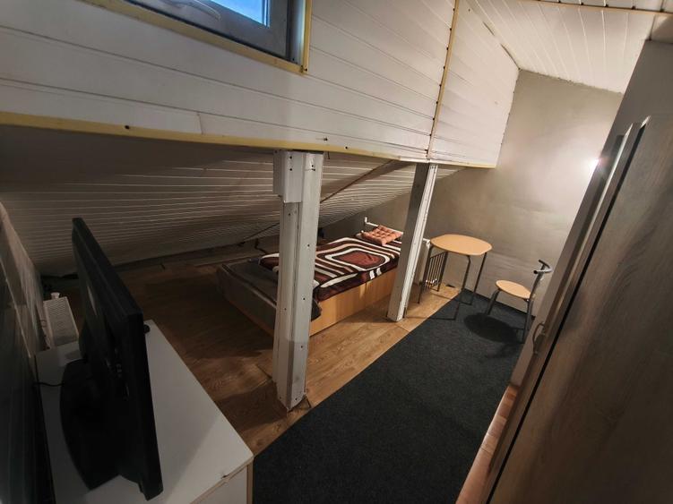 Apartament cu 2 camere semidecomandat în Albești