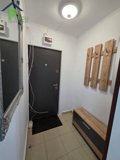 Apartament cu 2 camere decomandat, mobilat în Eroii Revoluției
