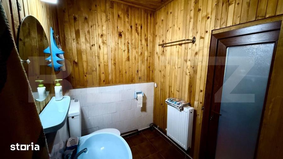 Casă cu 6 camere cu Teren 1108 Mp în Tătărani