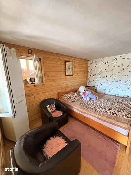 Casă cu 3 camere cu Teren 250 Mp în Spitalul Județean