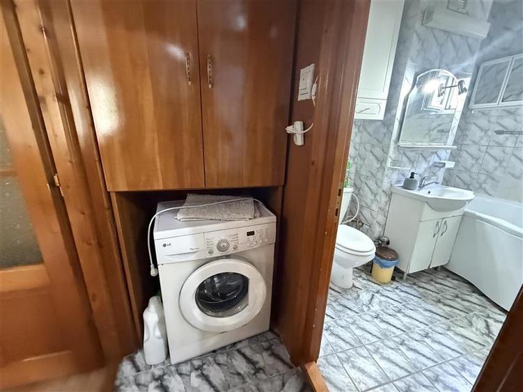 Apartament cu 2 camere semidecomandat în Mioriței