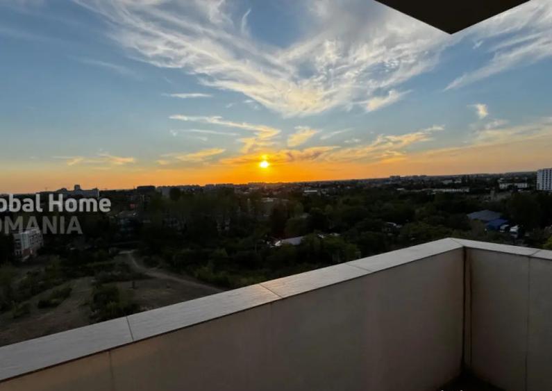 Apartament cu 4 camere decomandat, mobilat în Central