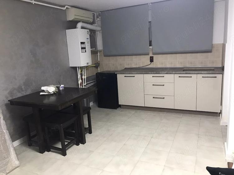 Garsonieră decomandată în Central