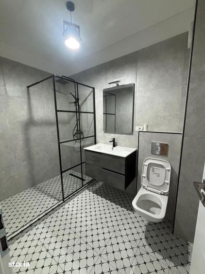 Apartament cu 2 camere decomandat, mobilat în Central