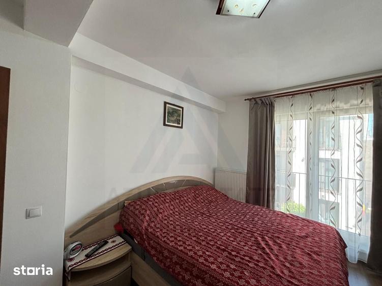 Apartament cu 3 camere decomandat, mobilat în Central