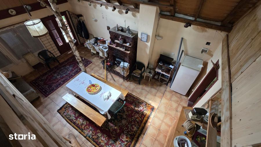 Casă cu 6 camere cu Teren 826 Mp în Băișoara