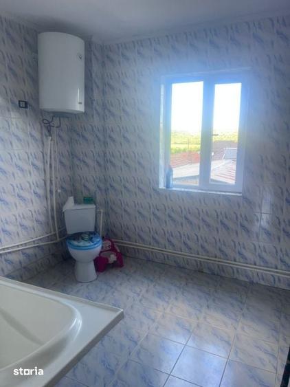 Casă cu 7 camere cu Teren 580 Mp în Șimnicu de Sus
