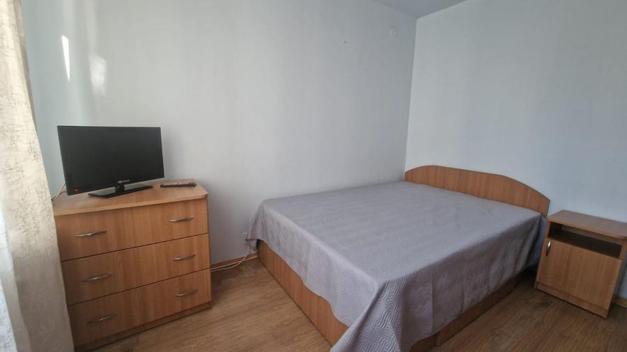Apartament cu 3 camere decomandat în Rahova