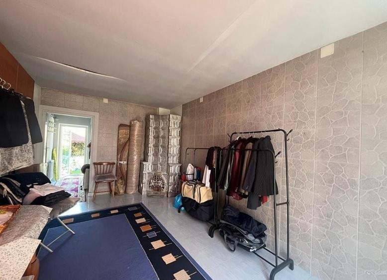 Apartament cu 4 camere semidecomandat în Central