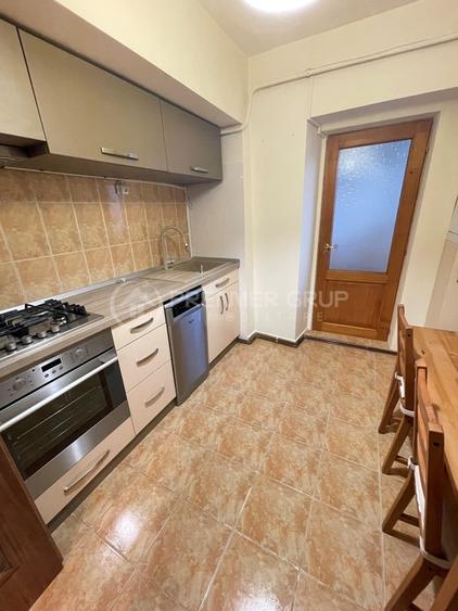Apartament cu 3 camere decomandat în Păcurari