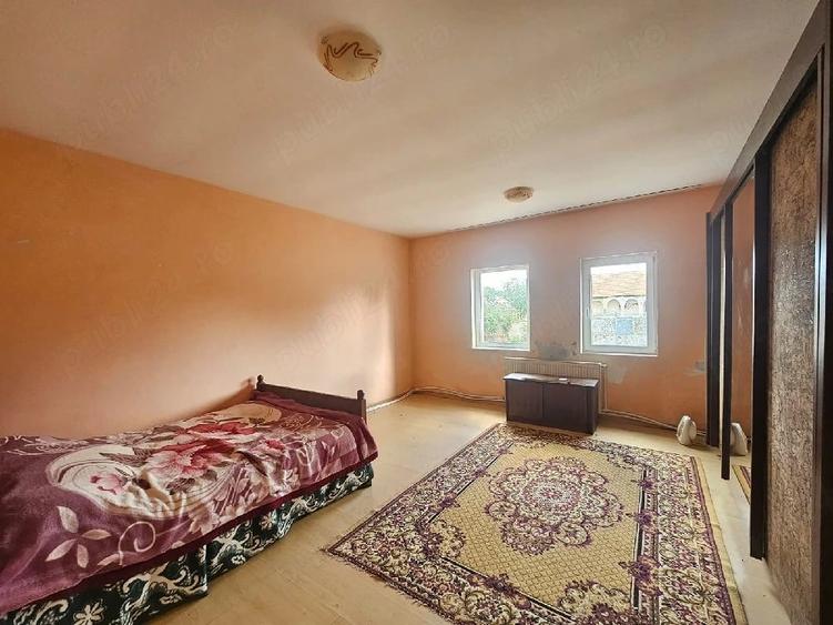 Casă cu 2 camere cu Teren 1200 Mp în Drăgoiești
