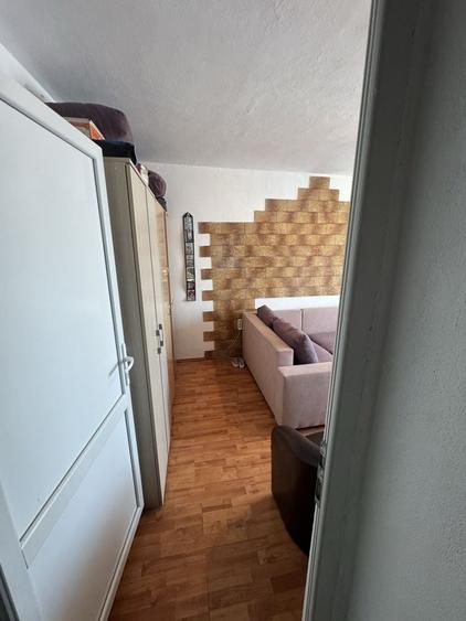 Garsonieră semidecomandată în Central