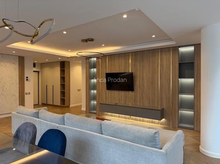 Stylish 2-bedroom apartment//60 sqm terrace//parking//Herastrau-Nordului