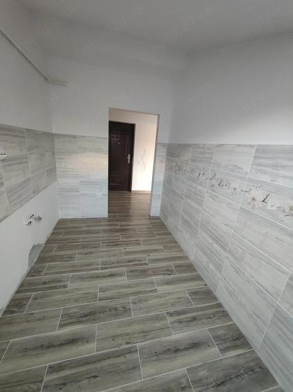 Garsonieră decomandată în Florești