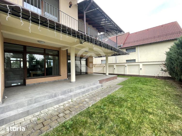 Casă cu 6 camere cu Teren 611 Mp în Central