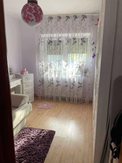 Apartament 3 camere ,spatios ,decomandat Dorobanti 2 - 3