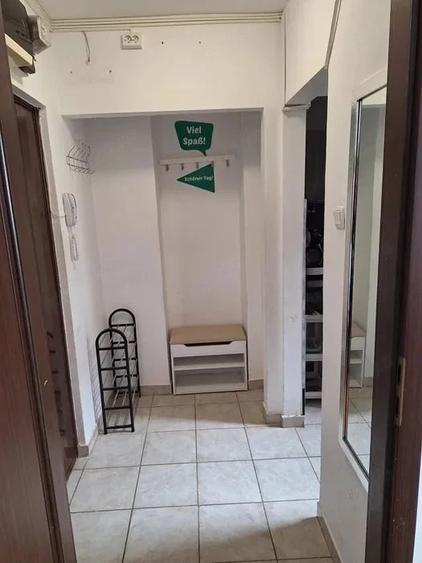 Apartament cu 2 camere semidecomandat în Grozăvești
