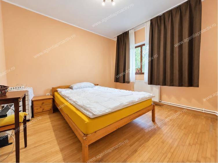 Casă individuală cu 3 camere cu Garaj în Costi
