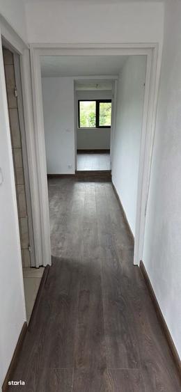 Casă cu 4 camere cu Teren 3486 Mp în Văleni-Dâmbovița