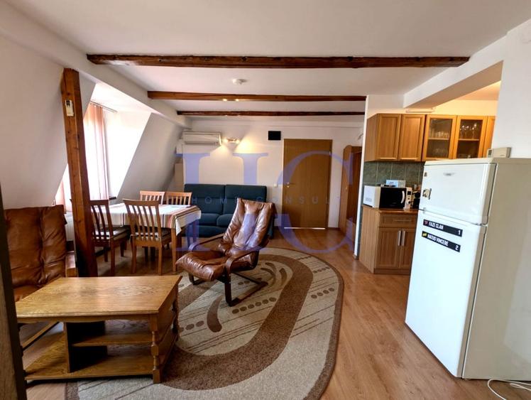 Apartament cu 3 camere decomandat, mobilat în Calea Dumbrăvii