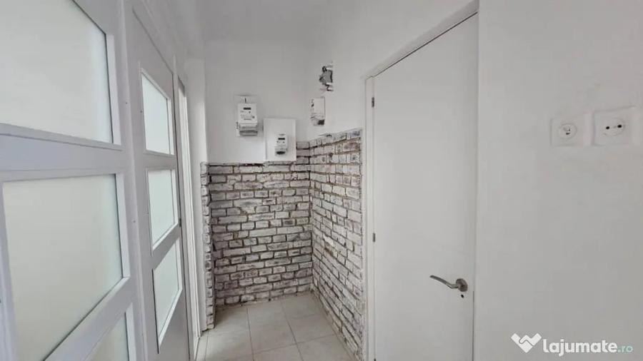 Apartament cu 4 camere decomandat în Aviatorilor