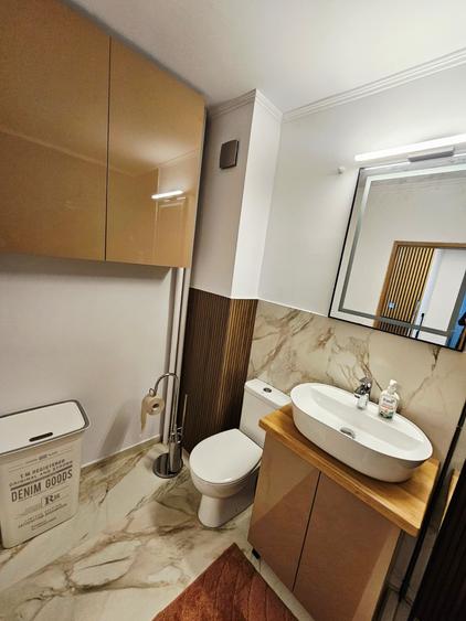 Apartament cu 2 camere decomandat în Decebal