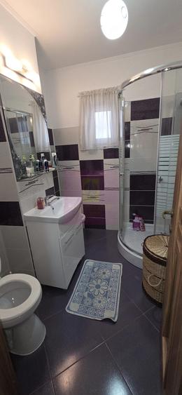 Apartamnet cu 3 camere de vanzare in Campina, Central - 9