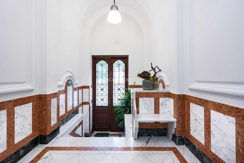 Vila - Piata Romana - Caderea Bastiliei - 13euro/m2