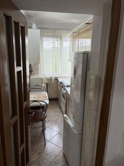 Apartament cu 2 camere semidecomandat în Decebal