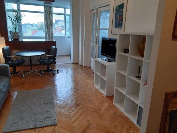 Apartament cu 2 camere decomandat în Ultracentral