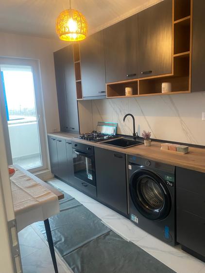 Apartament cu 3 camere decomandat în Chiajna