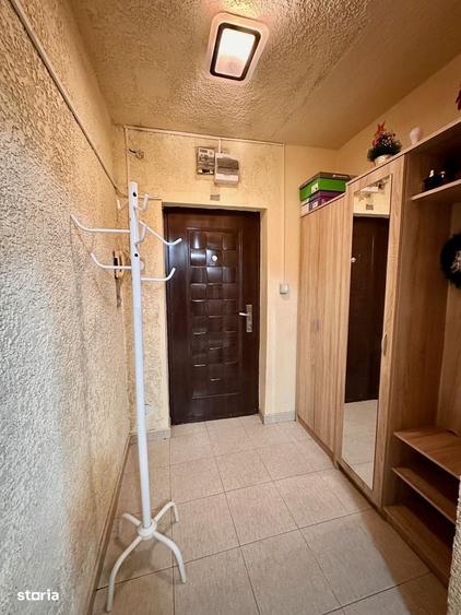Apartament cu 3 camere decomandat în Bucur Obor