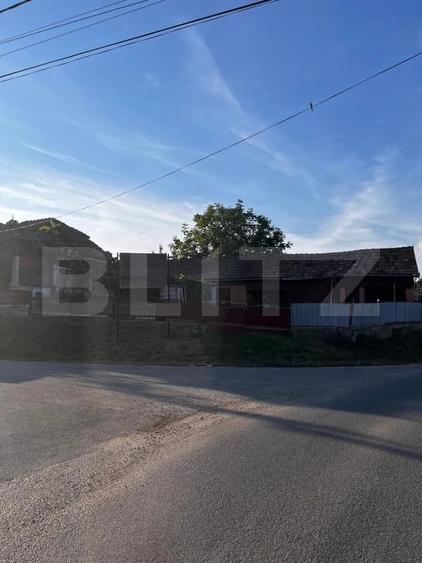 Casa de locuit in Valea Larga, cu teren generos de 5.100 mp - 1