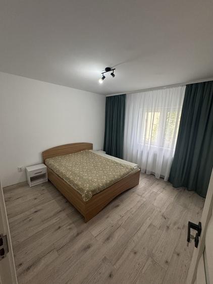 Apartament cu 2 camere decomandat în Iosia
