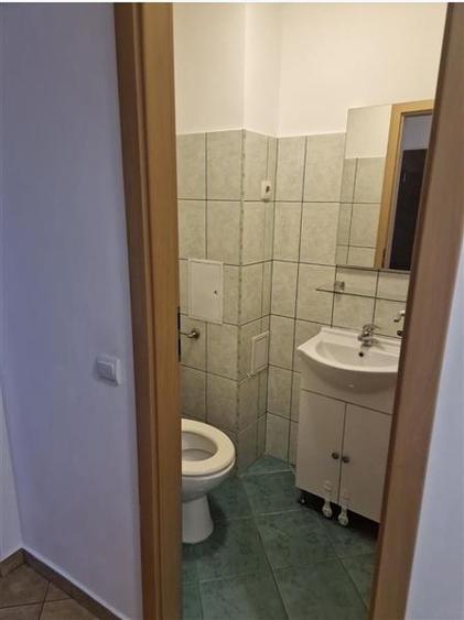 Apartament cu 3 camere decomandat, mobilat în Fabric