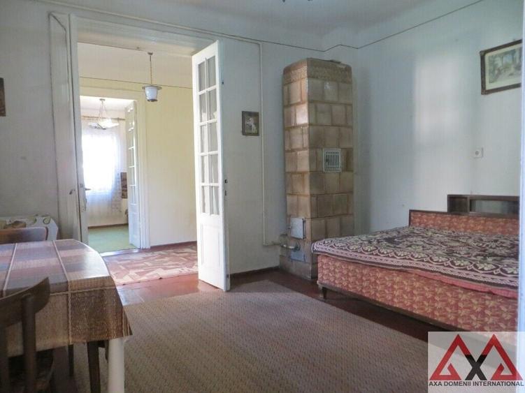 Casă individuală cu 3 camere cu Canalizare în P-ța Alba Iulia