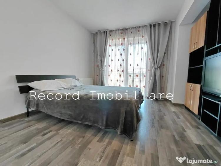 Apartament cu 3 camere semidecomandat în Florești