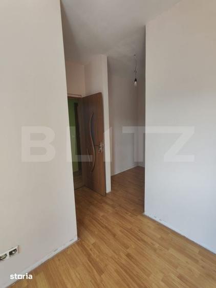 Apartament cu 3 camere în Independenței