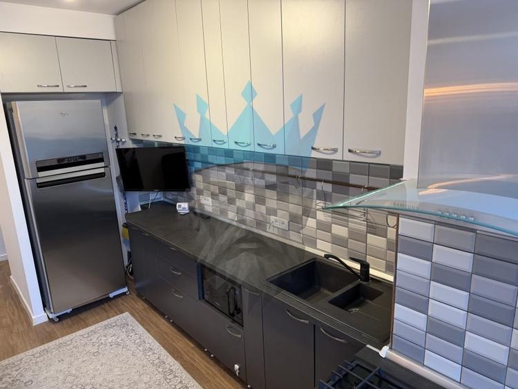 Apartament cu 3 camere decomandat, mobilat în Cișmigiu