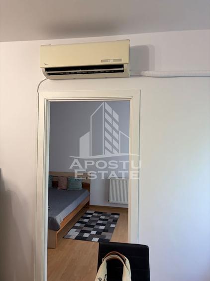Apartament cu 2 camere semidecomandat în Lipovei