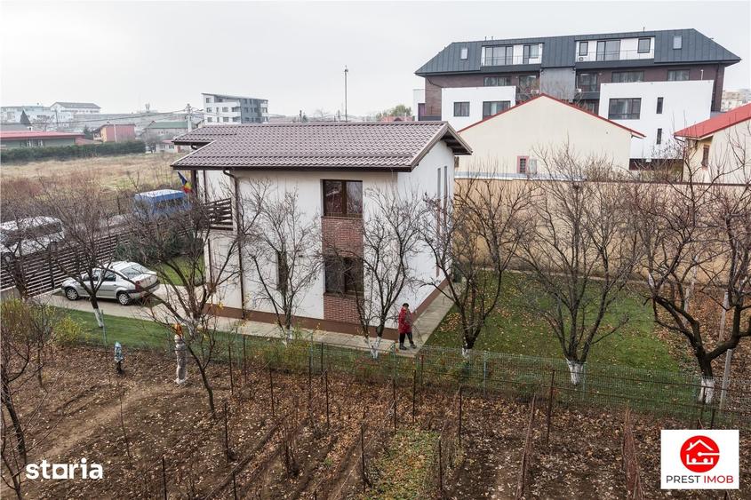 Teren de 2457 mp, în Militari