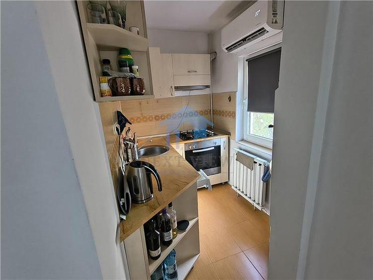 Garsonieră decomandată în Zorilor