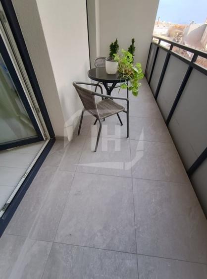 Apartament cu 2 camere semidecomandat, mobilat în Mărăști
