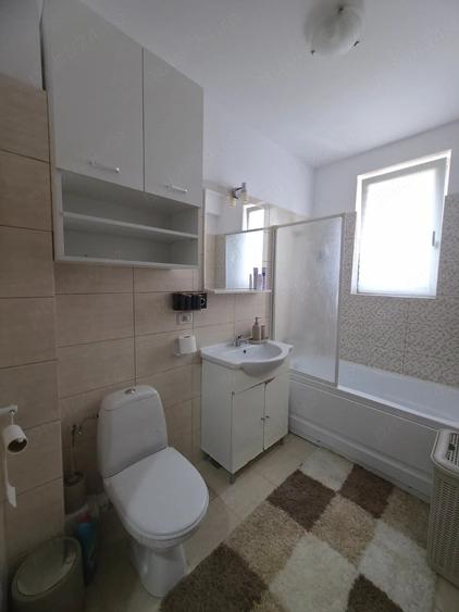 Apartament cu 2 camere decomandat în Giroc