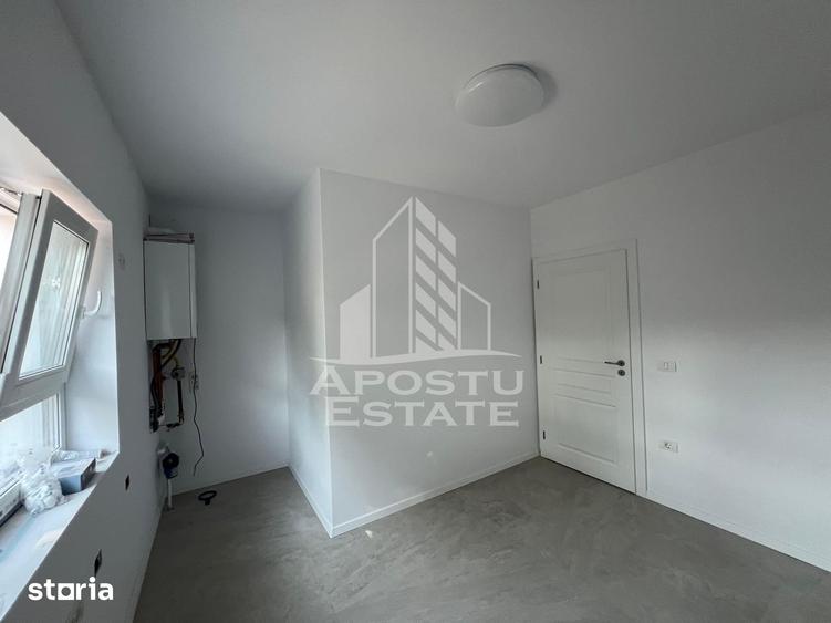 Casă cu 3 camere cu Teren 270 Mp în Sânandrei